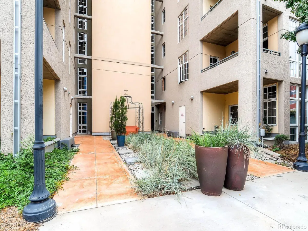 03192026165101 1200 35