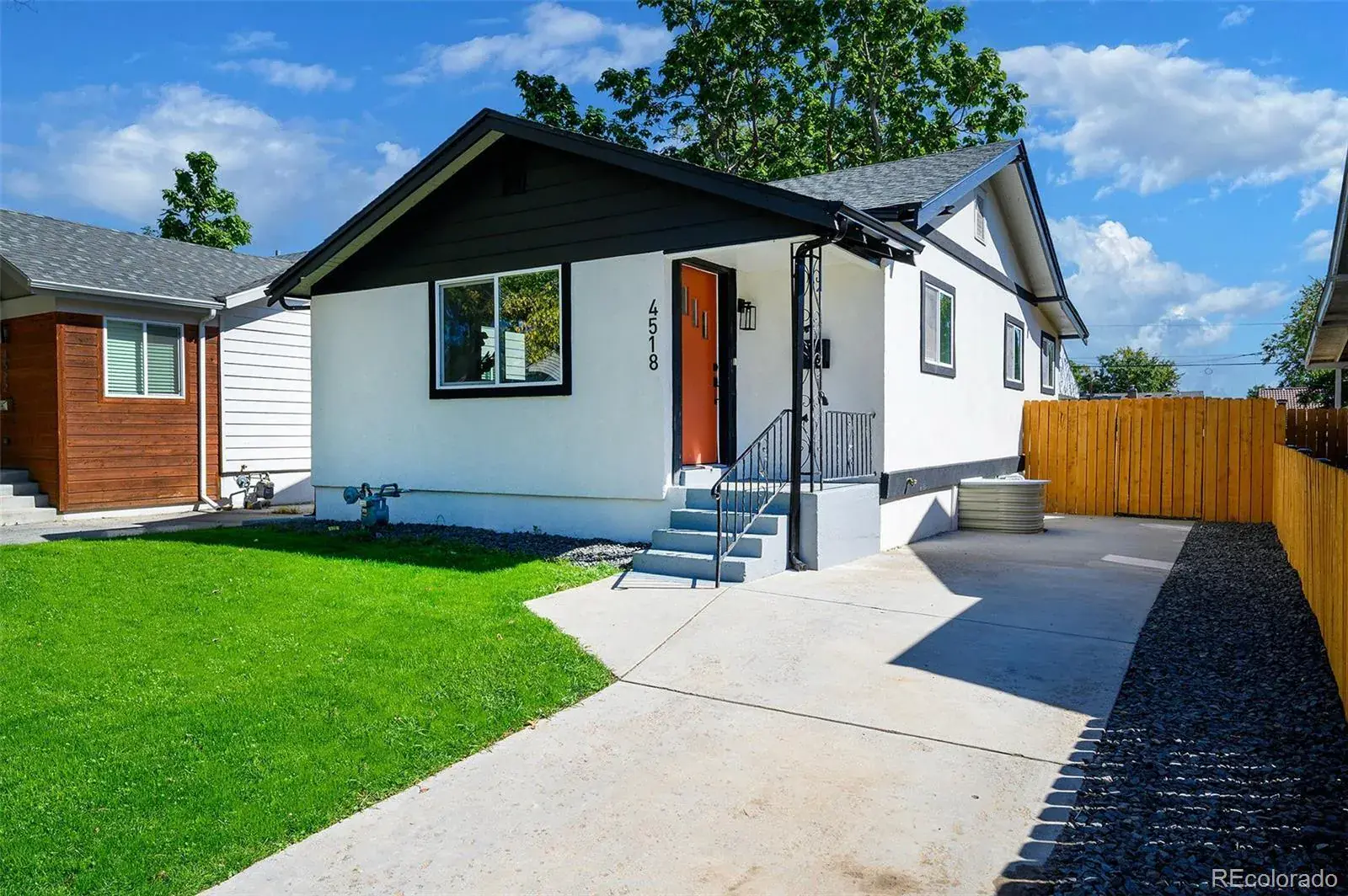 10242025210642 1600 0