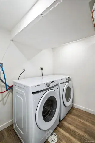 10242025210642 640 23