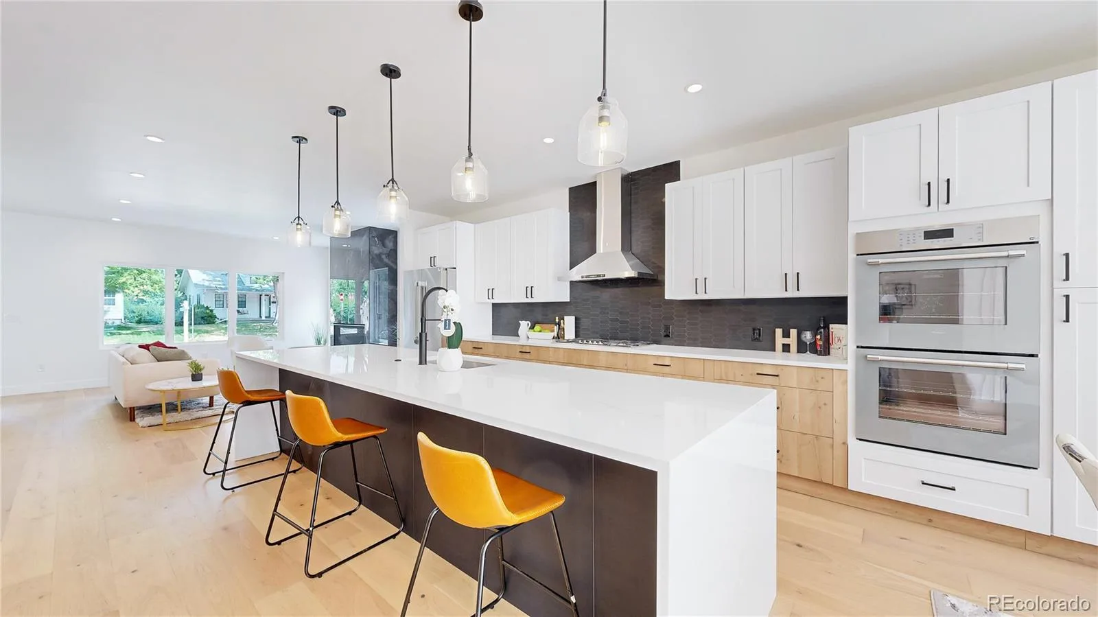2137 S High Street Denver CO 80210 | MLS #REC5116324 08142026185017 1600 24