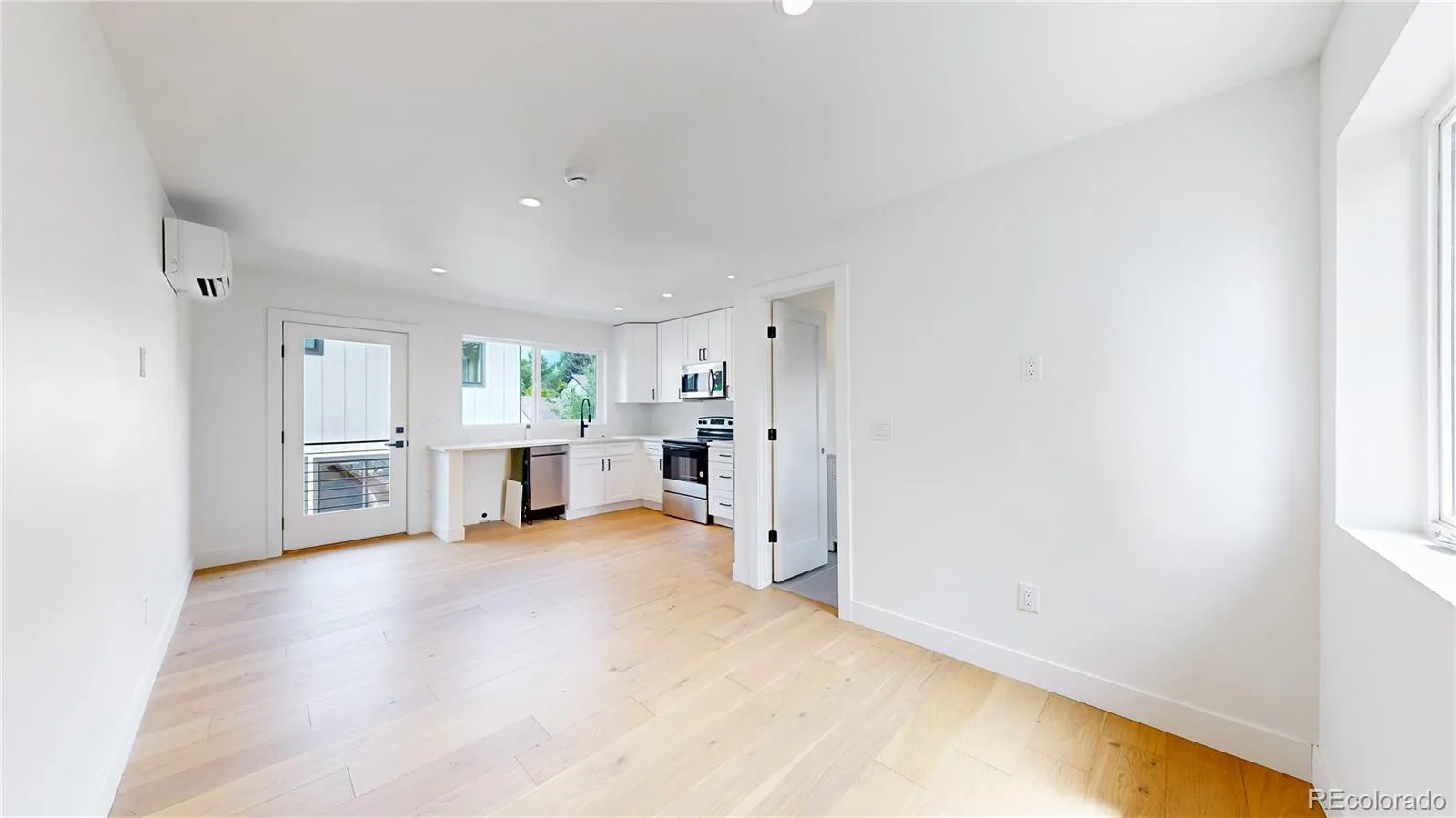 2137 S High Street Denver CO 80210 | MLS #REC5116324 08142026185017 1600 48