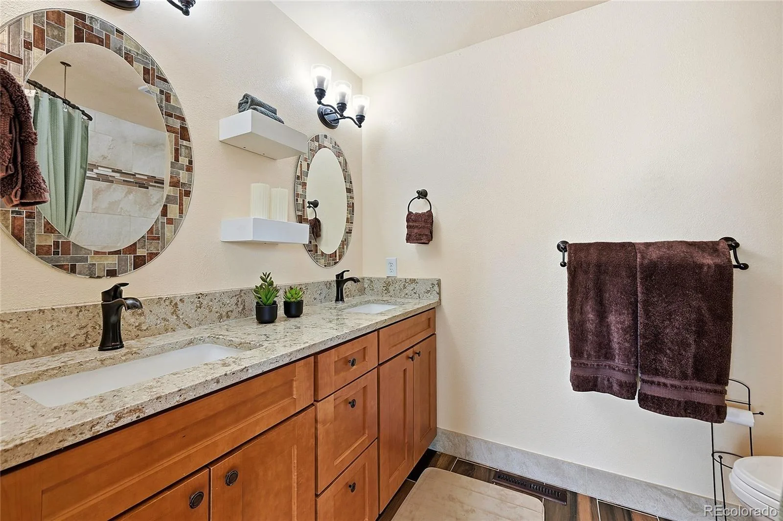7209 S Houstoun Waring Circle Littleton CO 80120 MLS #REC5117820 07012026051550 1600 14
