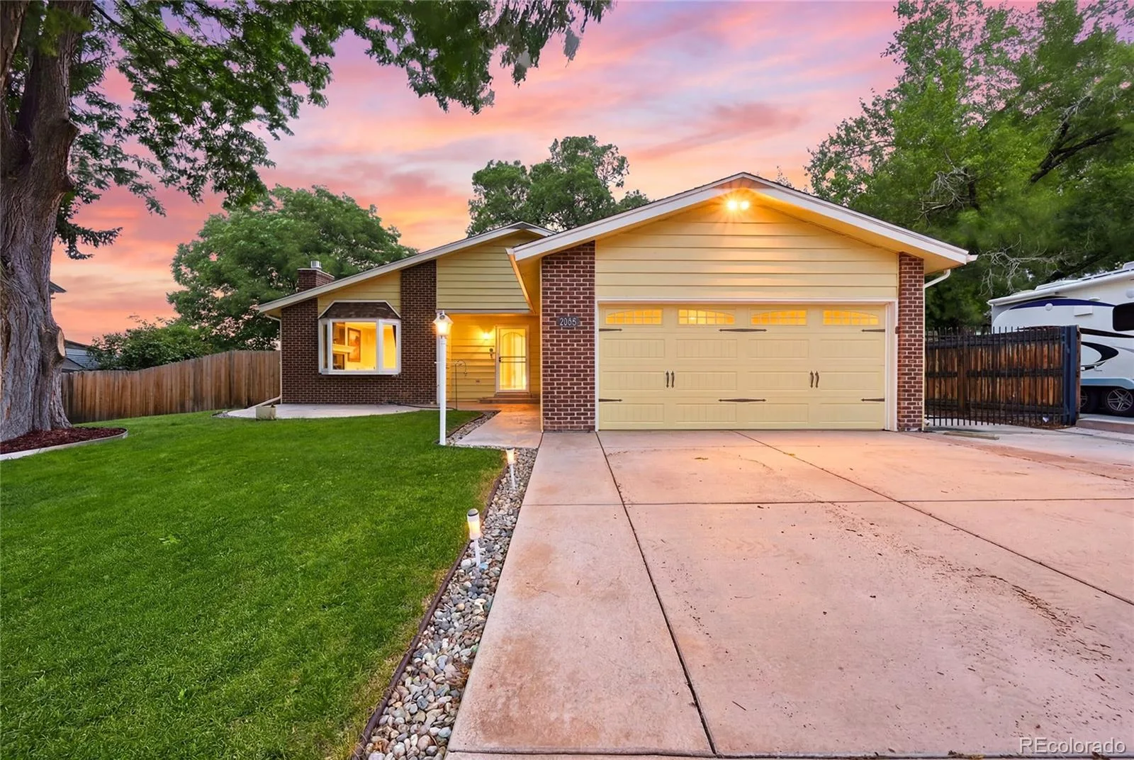 7209 S Houstoun Waring Circle Littleton CO 80120 MLS #REC5117820 07012026051550 1600 33
