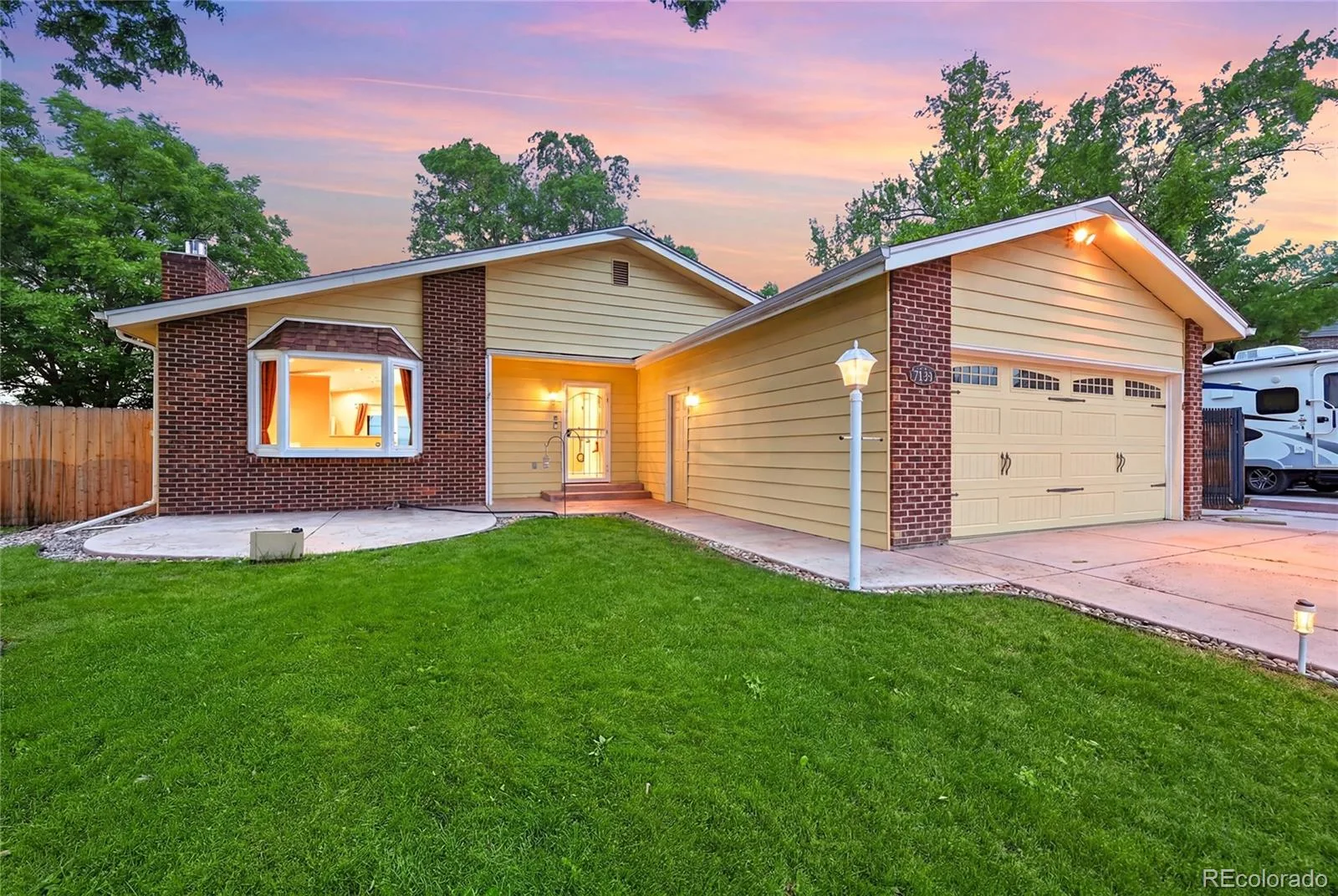 7209 S Houstoun Waring Circle Littleton CO 80120 MLS #REC5117820 07012026051550 1600 34