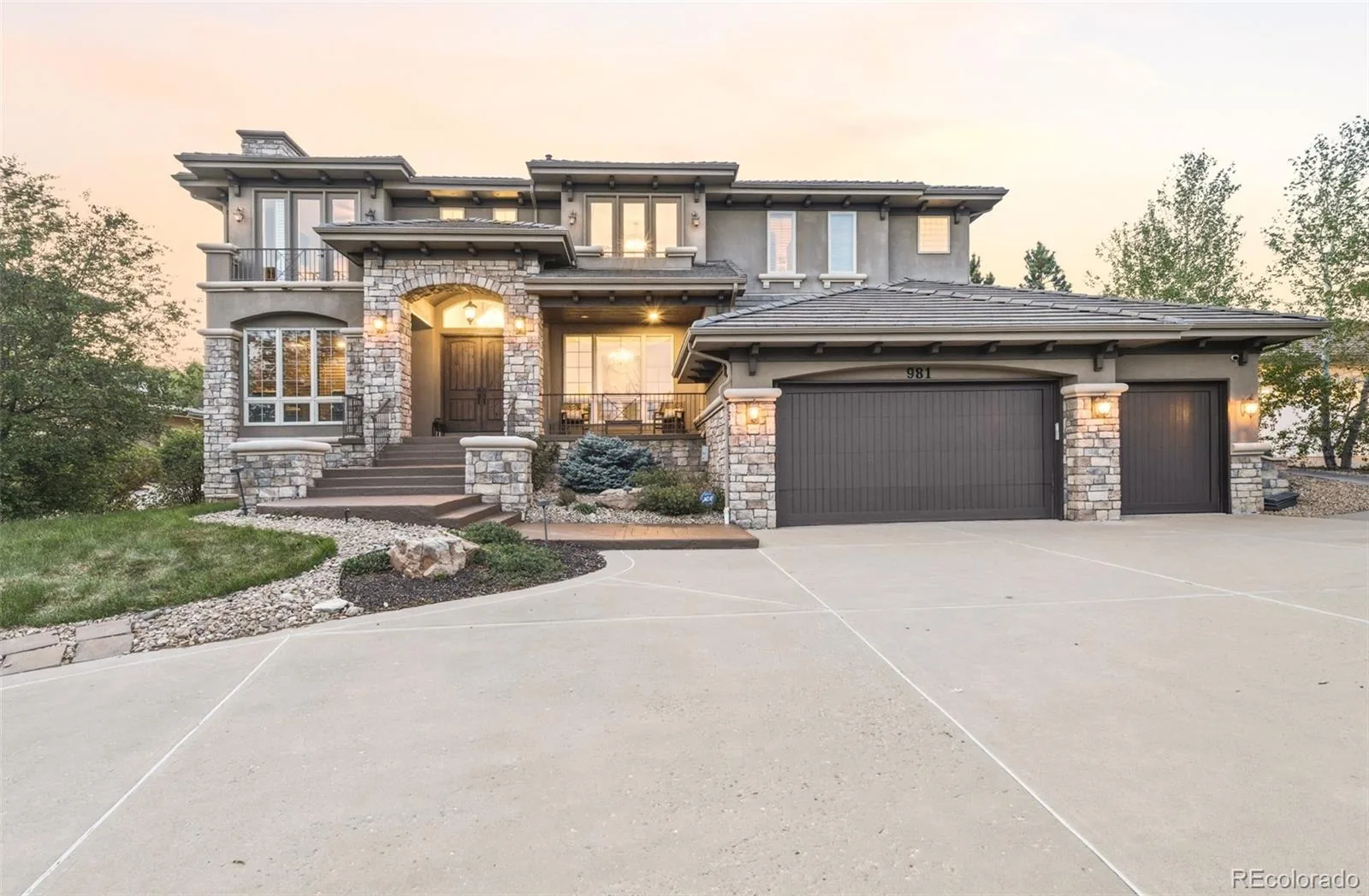 981 Buffalo Ridge Road Castle Pines CO 80108 | MLS #REC5121699 08202026180535 1600 1