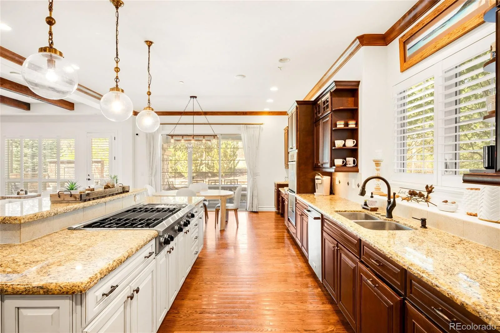 981 Buffalo Ridge Road Castle Pines CO 80108 | MLS #REC5121699 08202026180535 1600 17