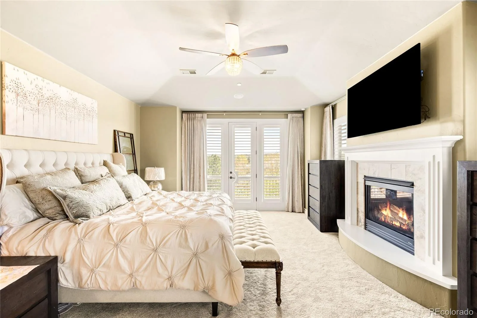 981 Buffalo Ridge Road Castle Pines CO 80108 | MLS #REC5121699 08202026180535 1600 25