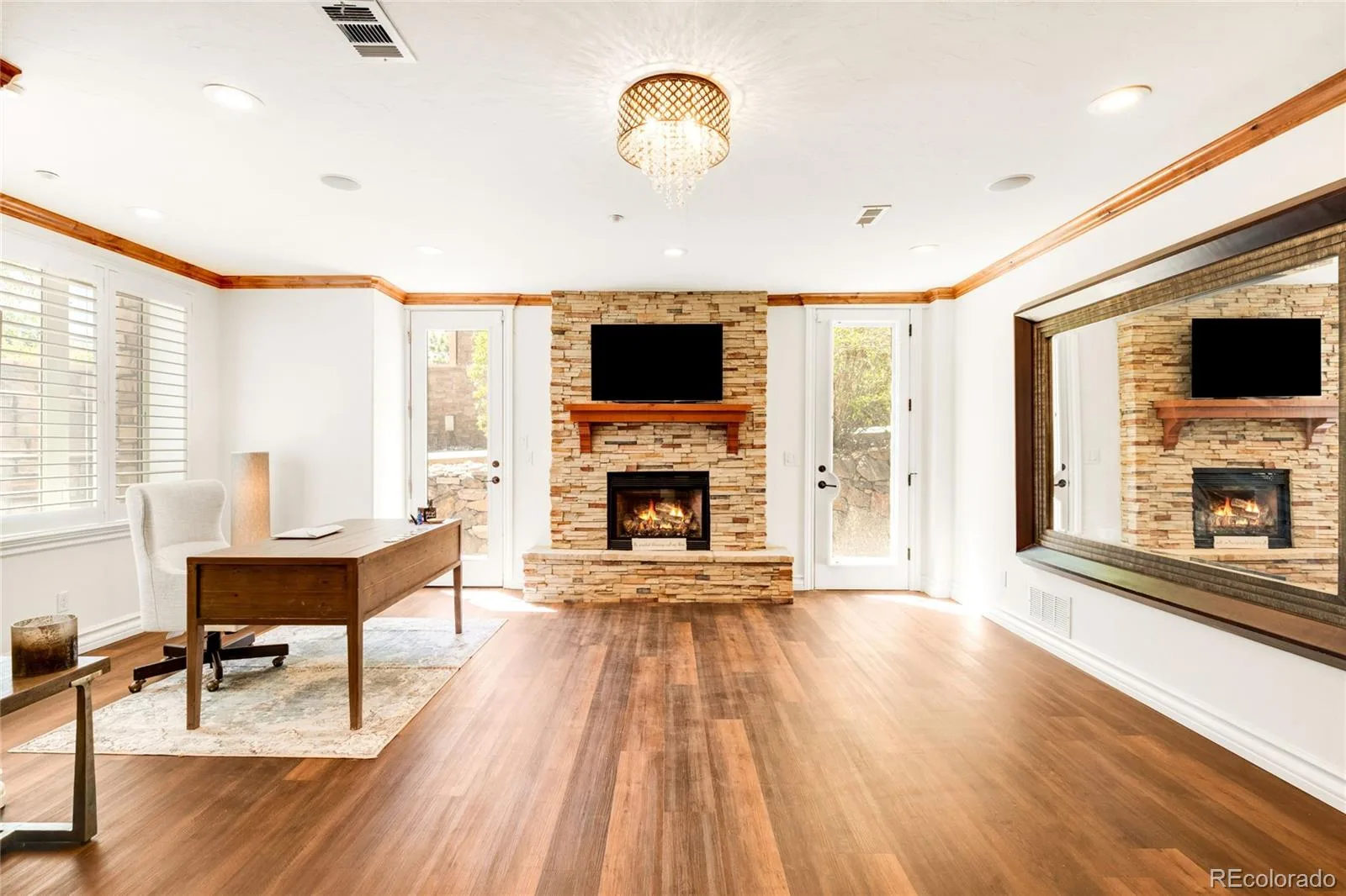 981 Buffalo Ridge Road Castle Pines CO 80108 | MLS #REC5121699 08202026180535 1600 39