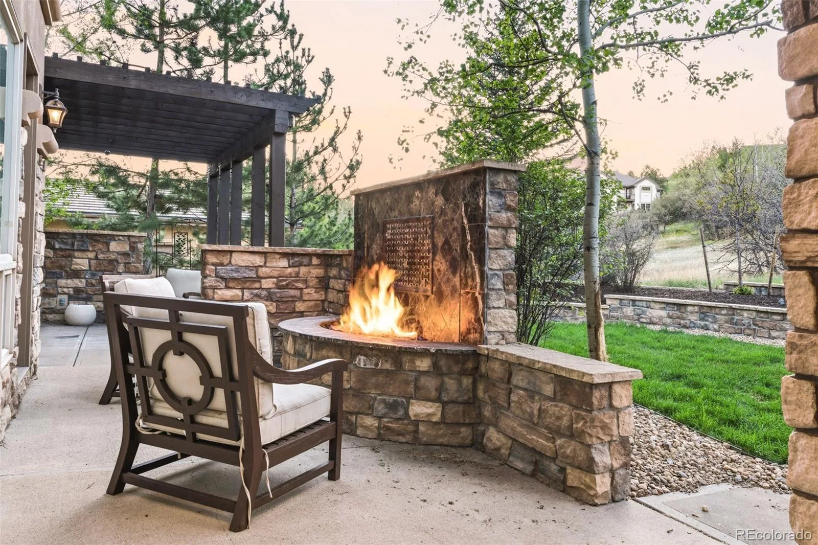 981 Buffalo Ridge Road Castle Pines CO 80108 | MLS #REC5121699 08202026180535 1600 41