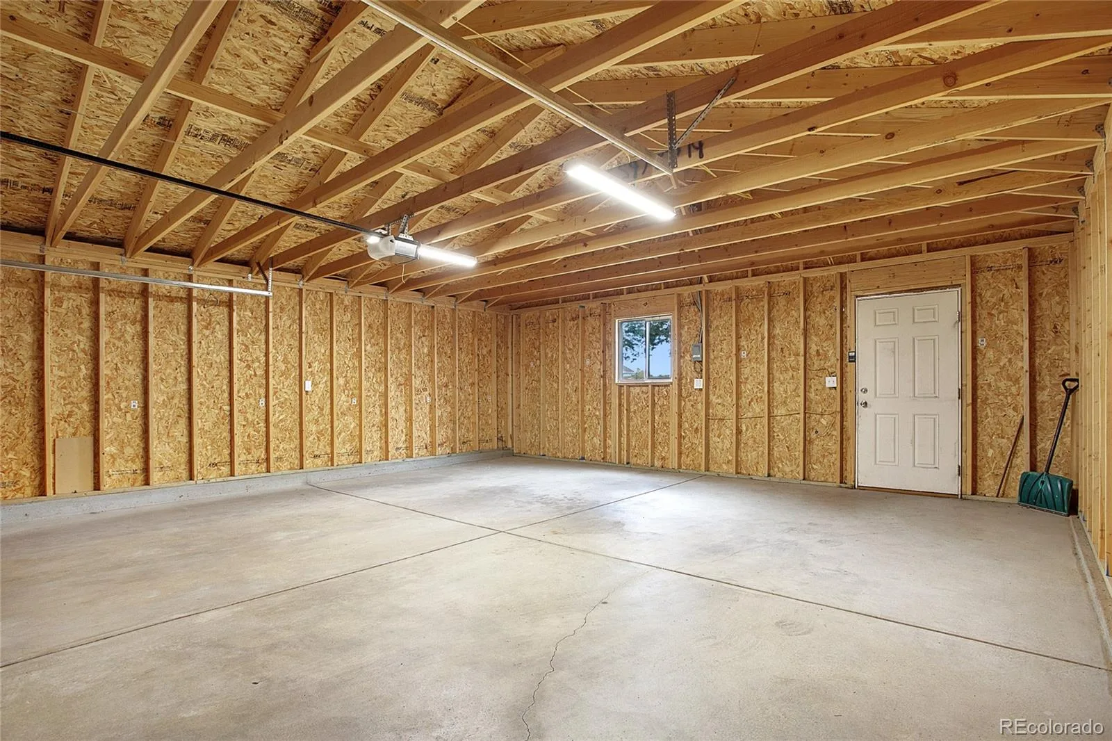 1030 S Kearney Street Denver CO 80224 | MLS #REC5122849 09232026031535 1600 33