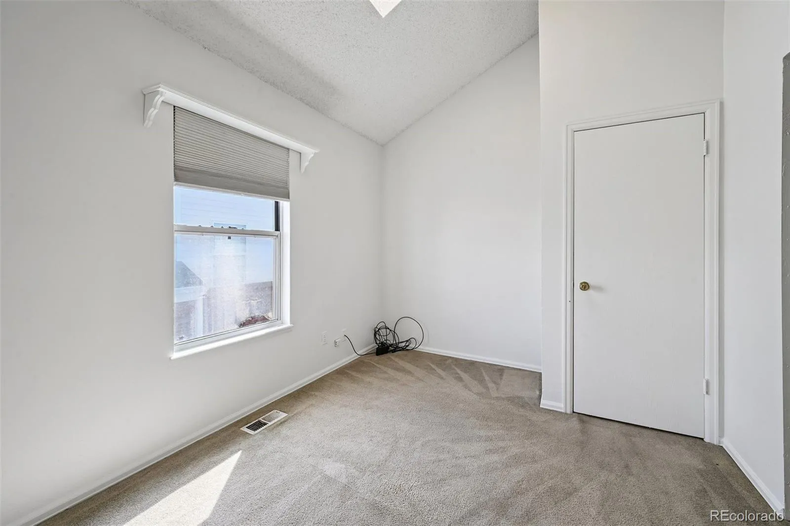 17146 E Tennessee Drive Aurora CO 80017 | MLS #REC5125206 04132026180902 1600 24