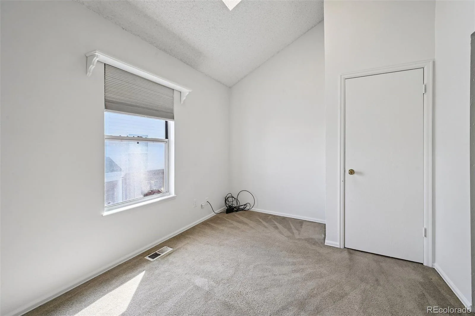 17146 E Tennessee Drive Aurora CO 80017 | MLS #REC5125206 09182026145020 1600 24