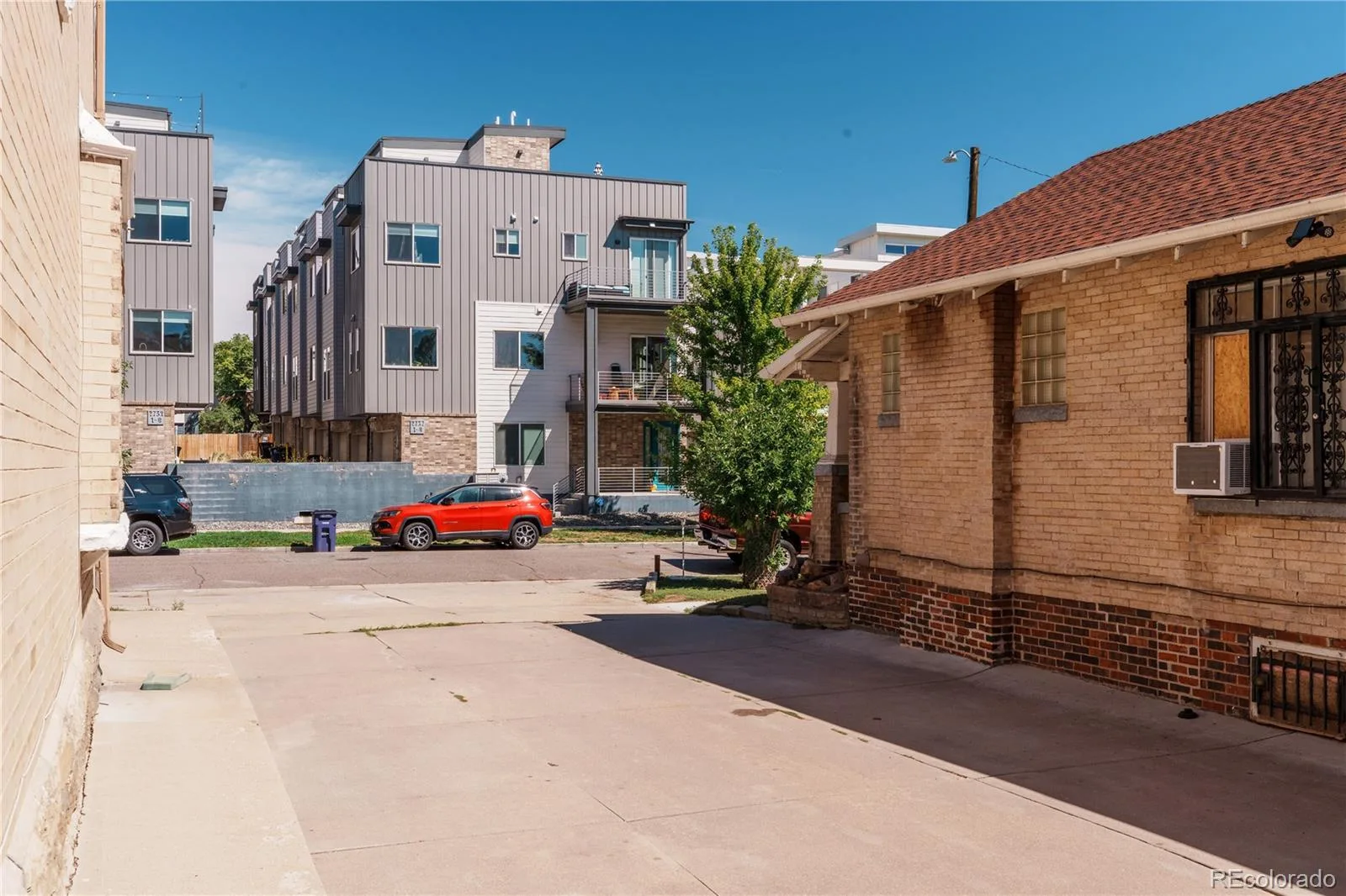 2742 W 24th Avenue Denver CO 80211 | MLS #REC5126996 09182026145043 1600 21