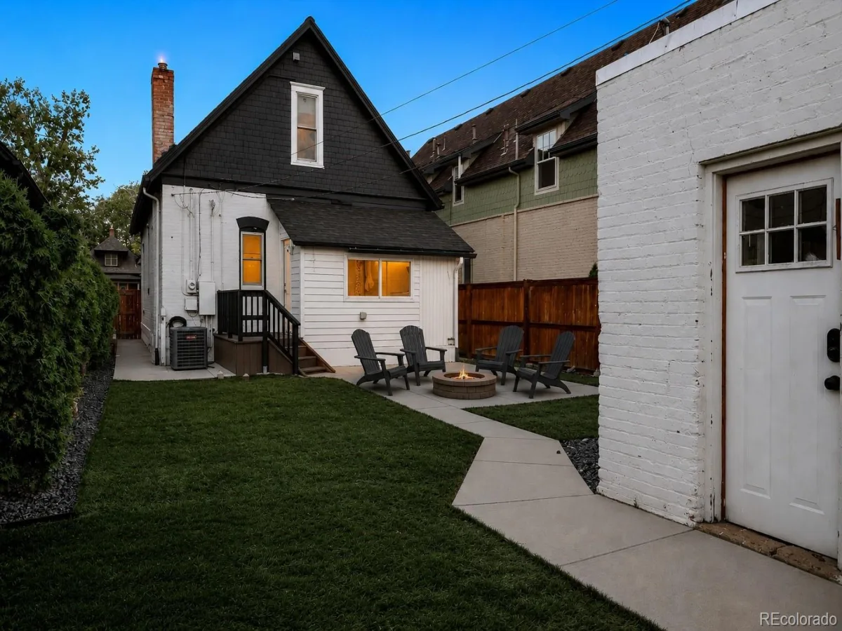 1004 S Pennsylvania Street Denver CO 80209 | MLS #REC5128091 07162026202303 1200 27