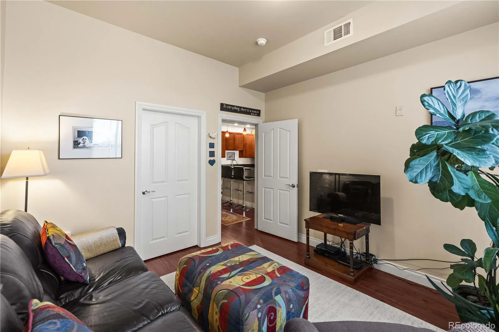 1700 N Emerson Street #304 Denver CO 80218 MLS #REC5133667 05202026222445 1600 11