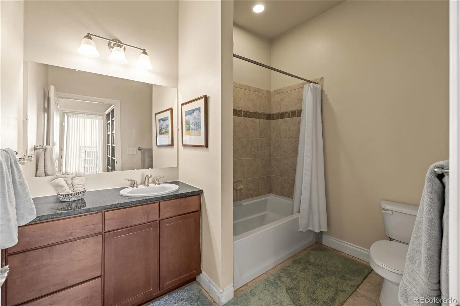 1700 N Emerson Street #304 Denver CO 80218 MLS #REC5133667 05202026222445 1600 14