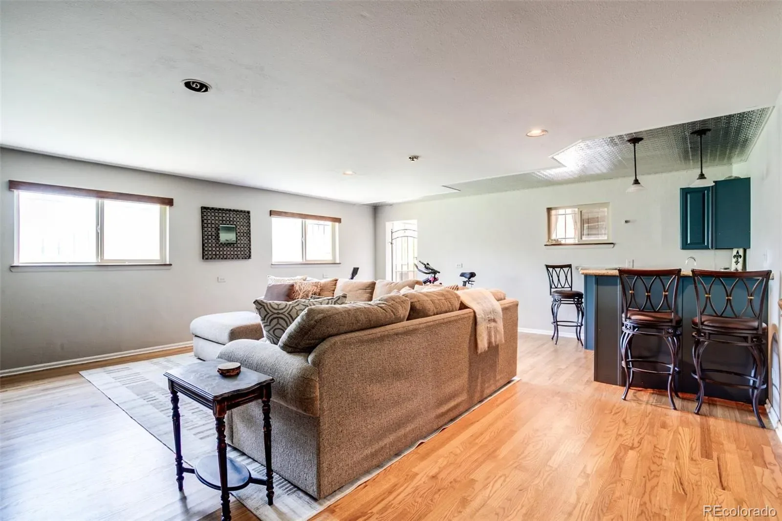 03272026043254 1600 18