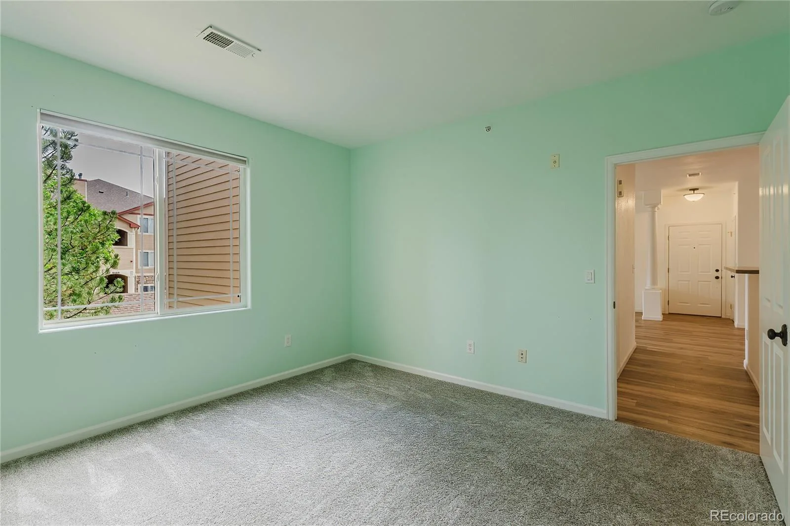 8465 S Holland Way #205 Littleton CO 80128 | MLS #REC5134721 08192026195915 1600 22