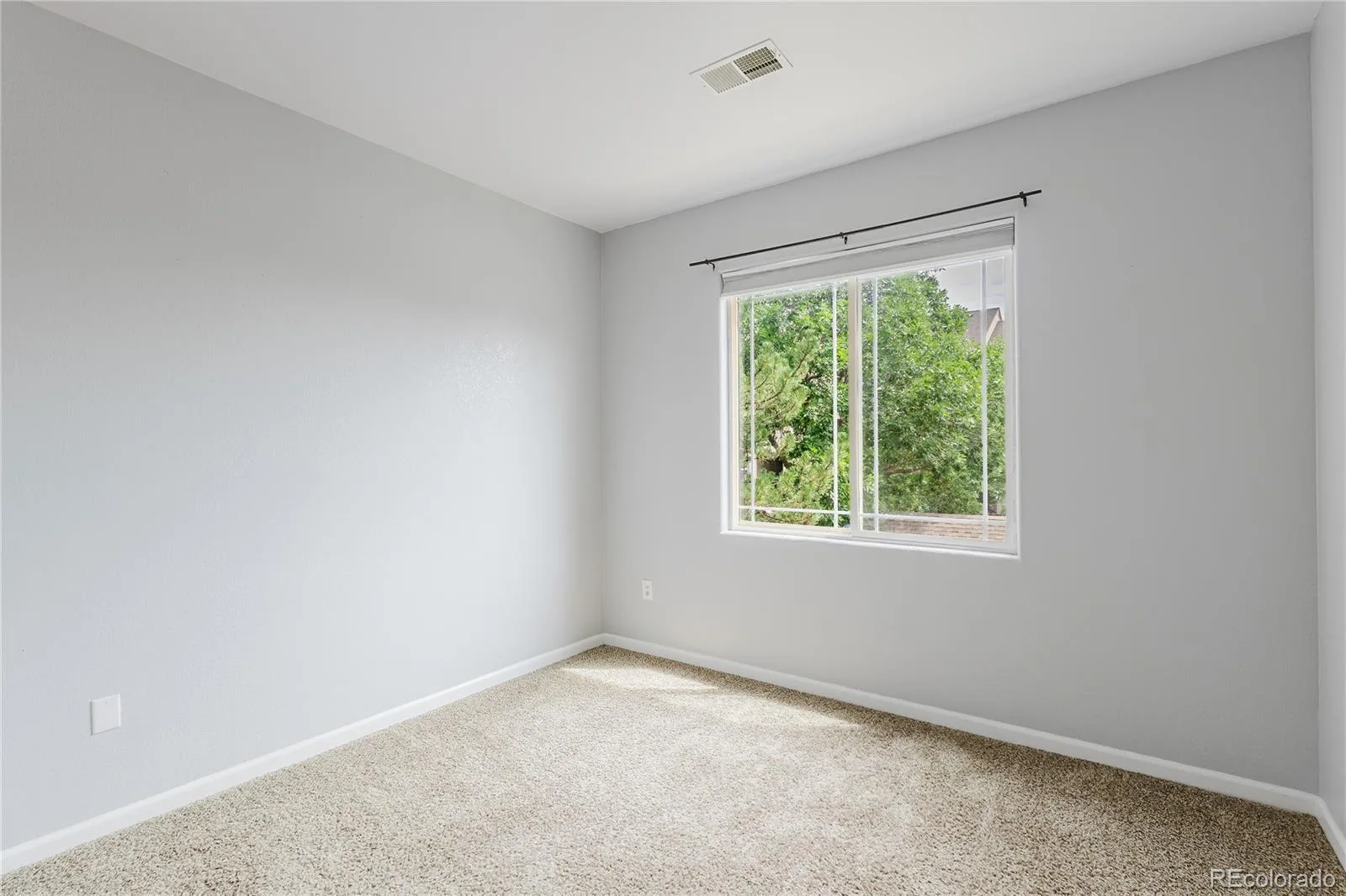 8465 S Holland Way #205 Littleton CO 80128 | MLS #REC5134721 08192026195915 1600 26