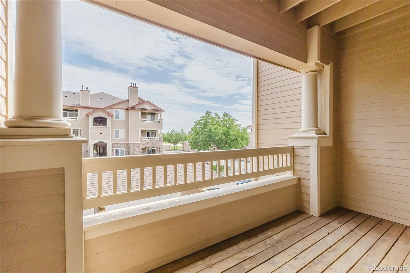 8465 S Holland Way #205 Littleton CO 80128 | MLS #REC5134721 08192026195915 1600 28