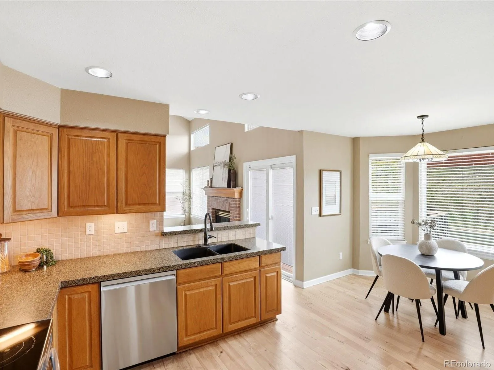 6429 Devinney Street Arvada CO 80004 MLS #REC5135236 04172026171701 1600 14