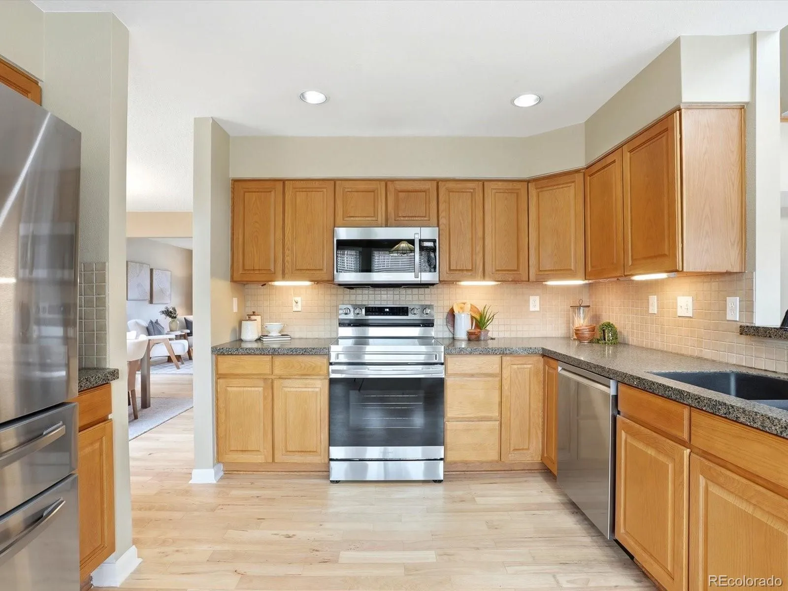 6429 Devinney Street Arvada CO 80004 MLS #REC5135236 04172026171701 1600 15