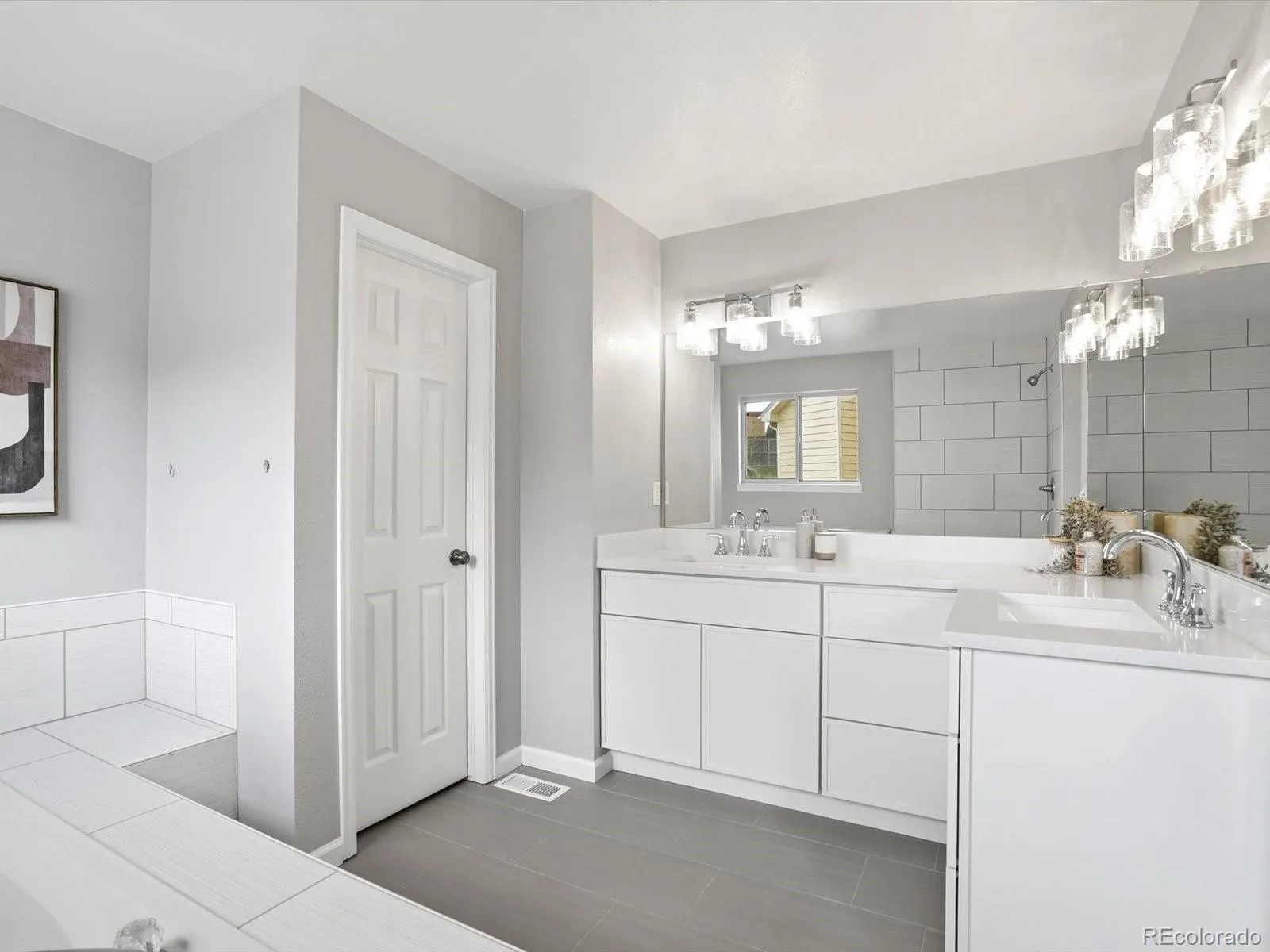 6429 Devinney Street Arvada CO 80004 MLS #REC5135236 04172026171701 1600 34