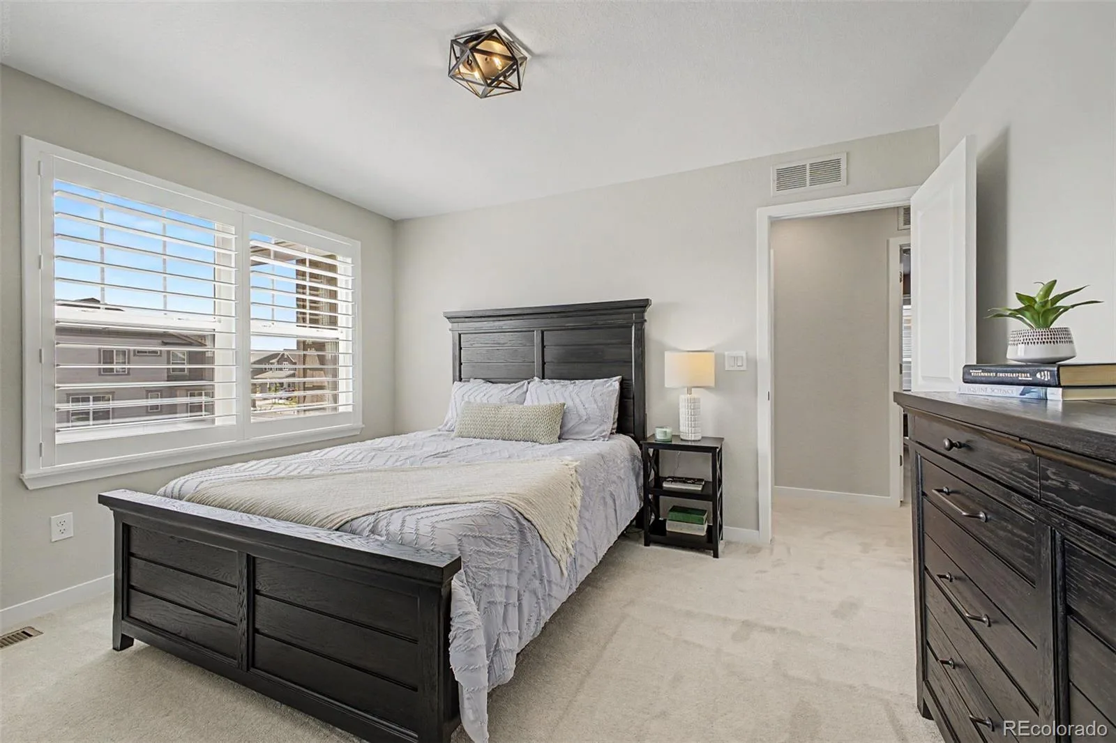 13125 E 102nd Place Commerce City CO 80022 | MLS #REC5136395 08262026213951 1600 27