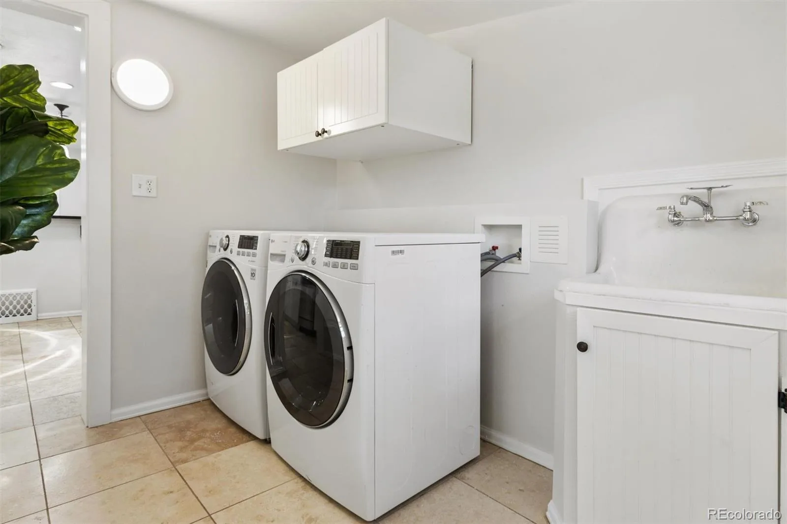1321 Tamarac Street Denver CO 80220 | MLS #REC5139349 09242026070802 1600 25