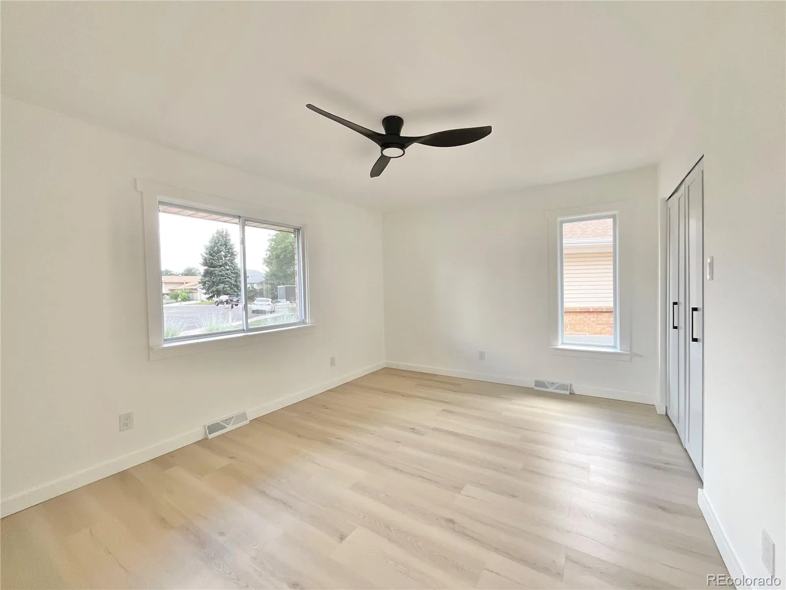 1221 S Ward Court Denver CO 80228 MLS #REC5140450 07102026003912 1600 26