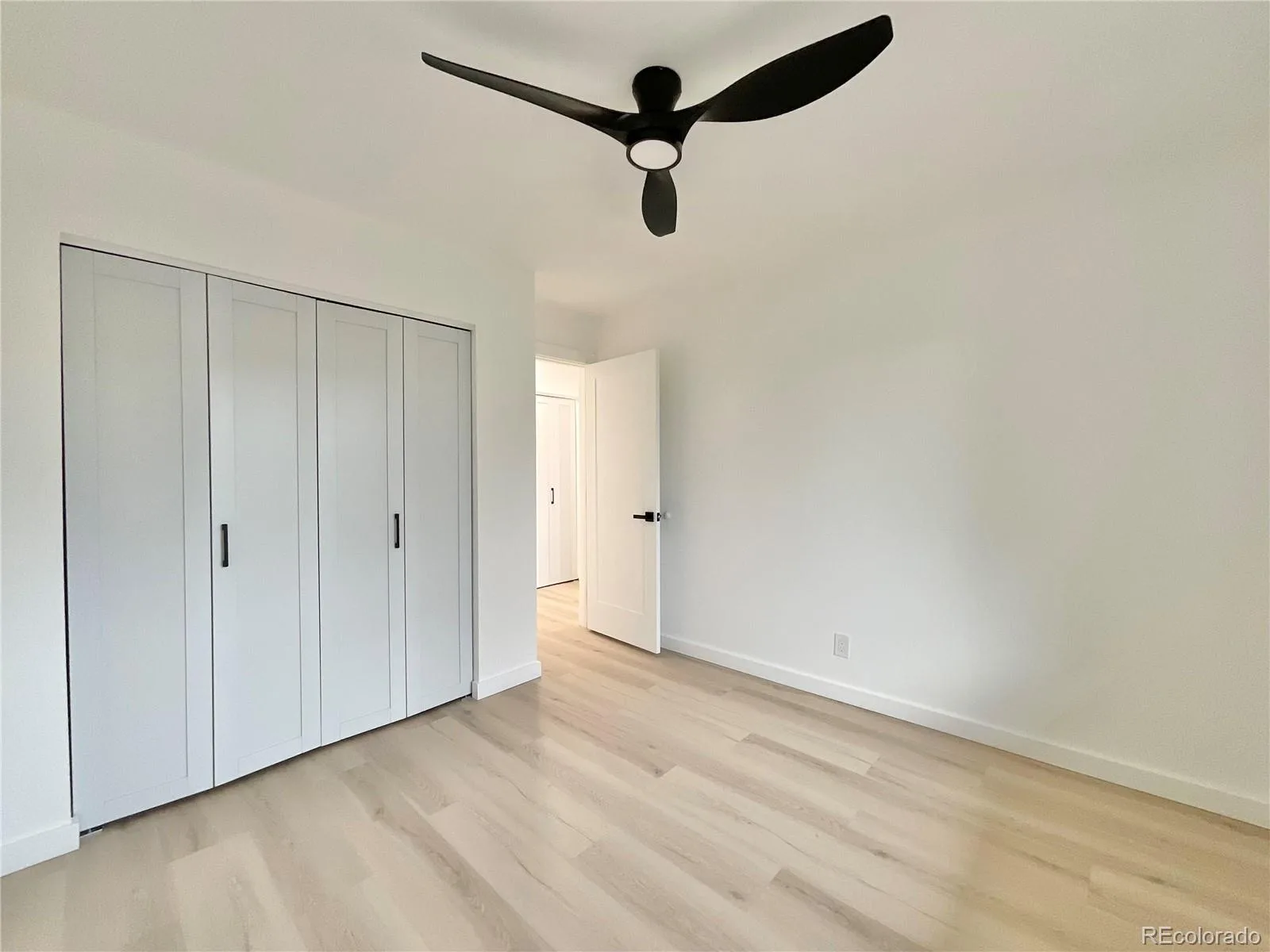 1221 S Ward Court Denver CO 80228 MLS #REC5140450 07102026003912 1600 32
