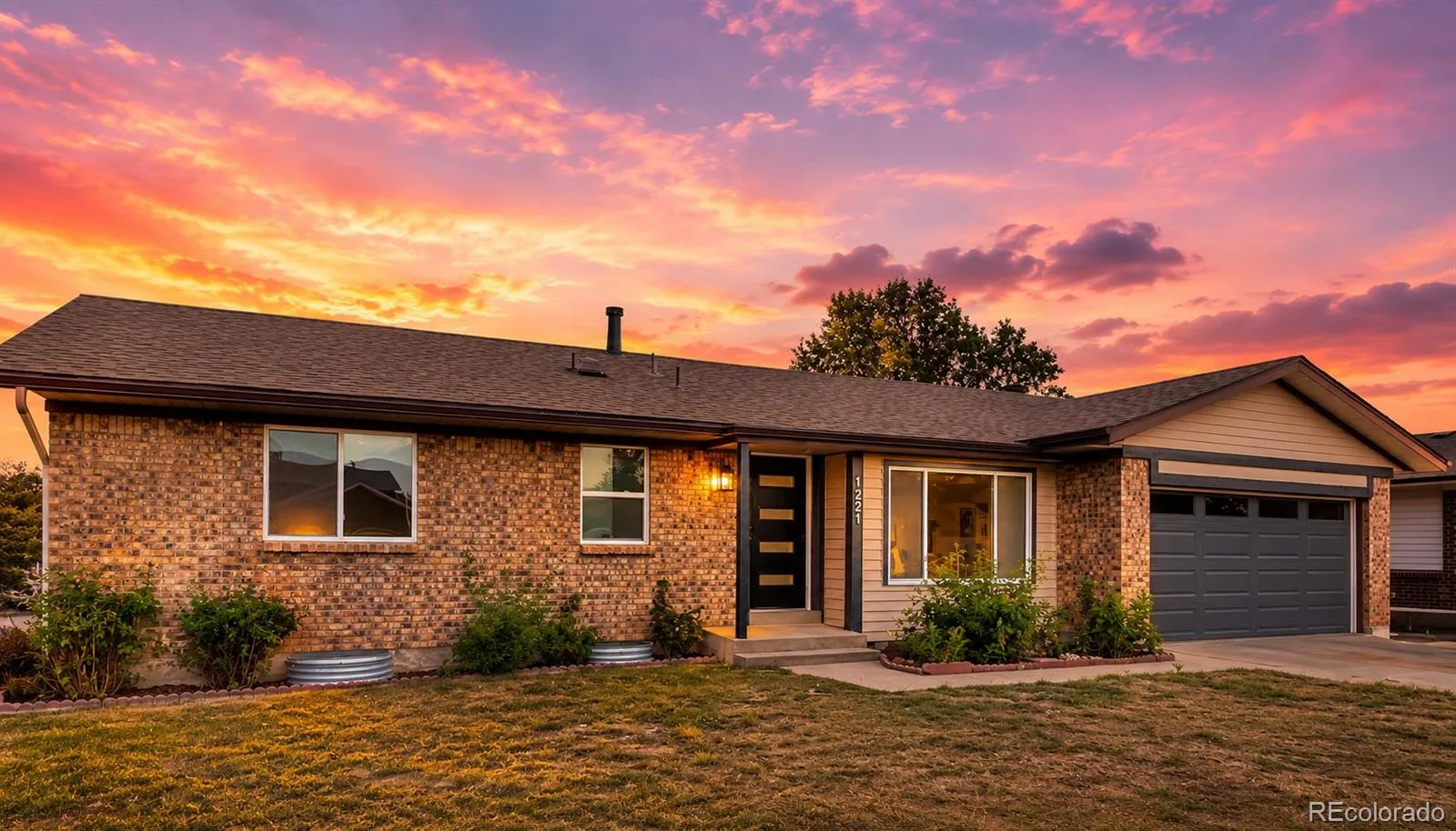 1221 S Ward Court Denver CO 80228 MLS #REC5140450 07102026003912 1600 48