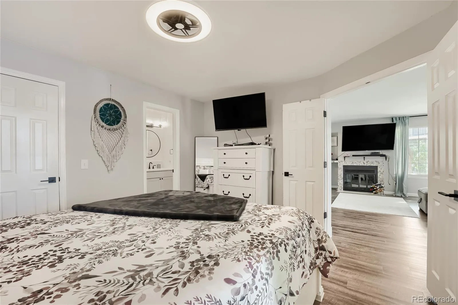 4094 S Carson Street #C Aurora CO 80014 MLS #REC5140700 06122026073526 1600 14