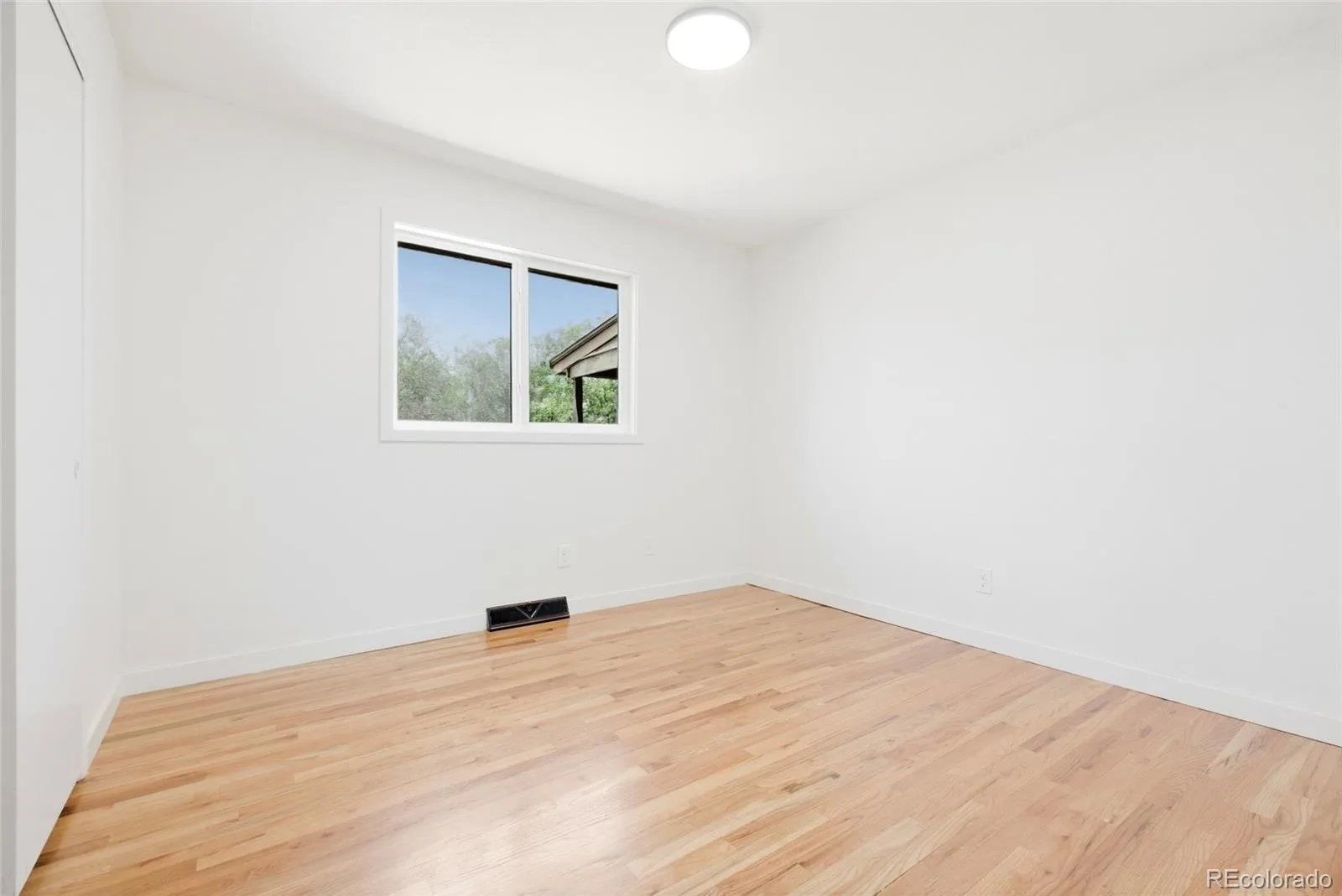 6105 E Mexico Avenue Denver CO 80224 MLS #REC5141193 06122026080955 1600 18