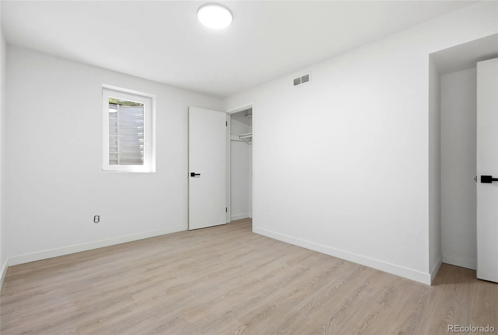 6105 E Mexico Avenue Denver CO 80224 MLS #REC5141193 06122026080955 1600 25