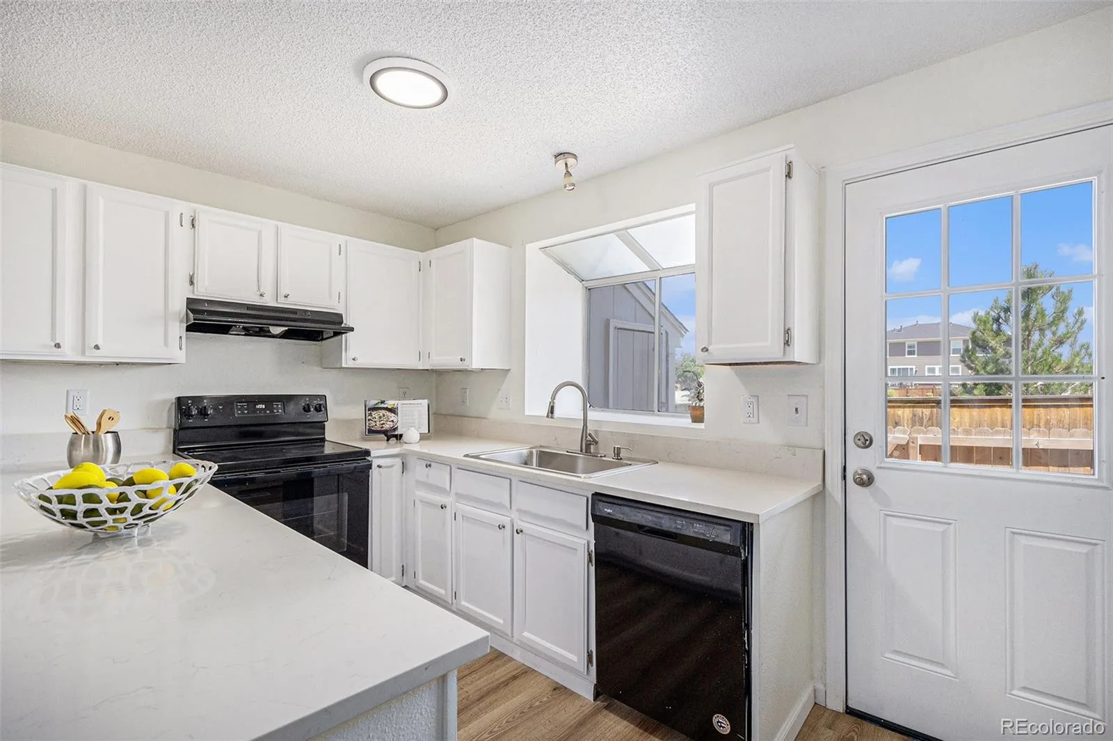 1100 S Waco Street #G Aurora CO 80017 | MLS #REC5141899 09232026031809 1600 9