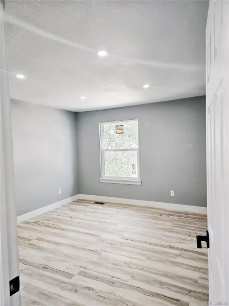 4716 Freeport Way Denver CO 80239 | MLS #REC5142888 06302026190800 800 14