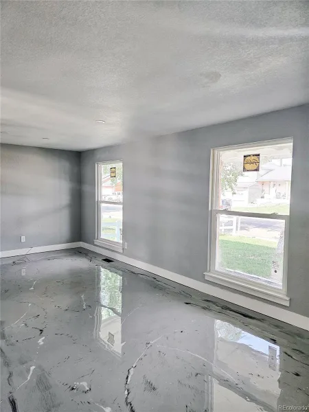 4716 Freeport Way Denver CO 80239 | MLS #REC5142888 06302026190800 800 4