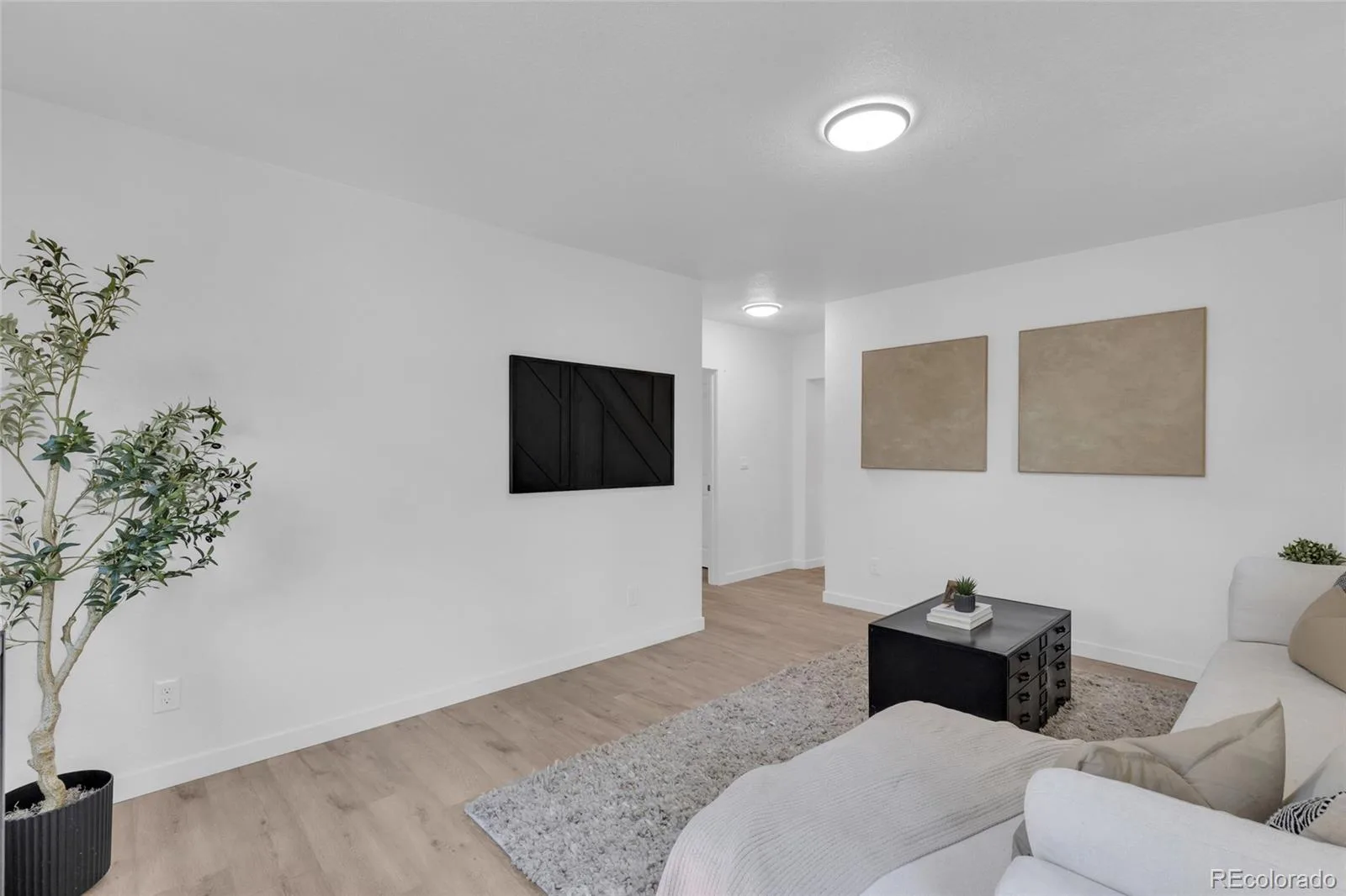 2055 S Williams Street Denver CO 80210 | MLS #REC5144162 10082026192858 1600 15