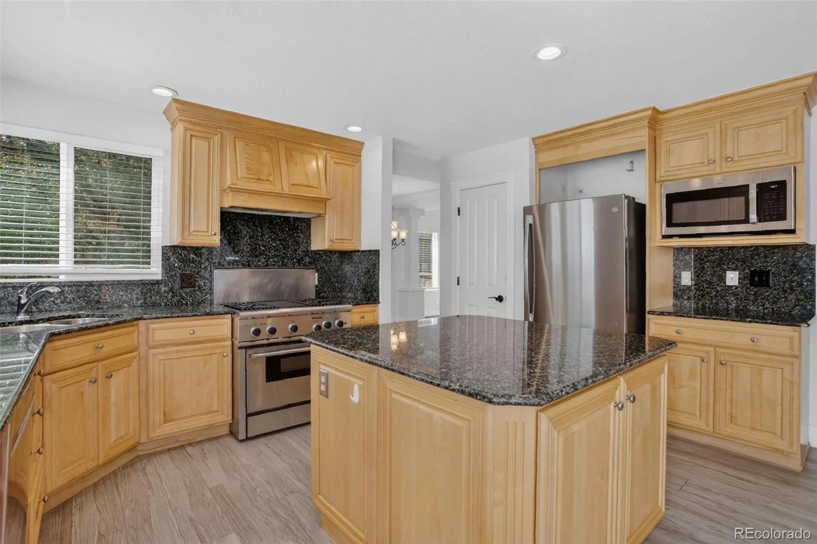10130 Lodestone Way Parker CO 80134 MLS #REC5145935 07302026165617 1600 16