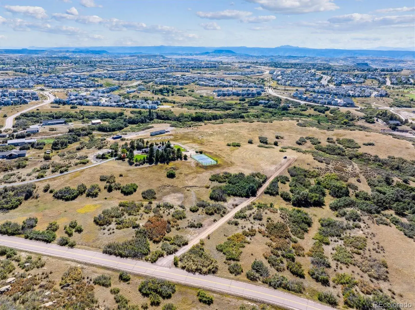1725 N Rocky View Road Castle Rock CO 80108 | MLS #REC5148496 09272025022800 1600 7