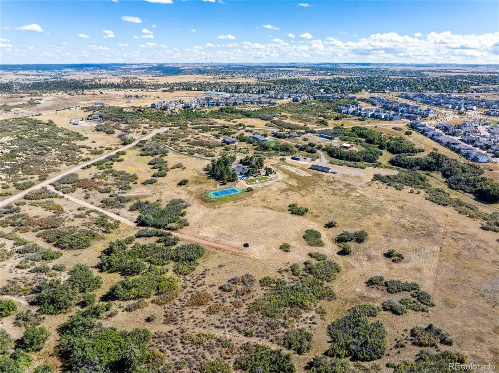 1725 N Rocky View Road Castle Rock CO 80108 | MLS #REC5148496 09272025022800 1600 8
