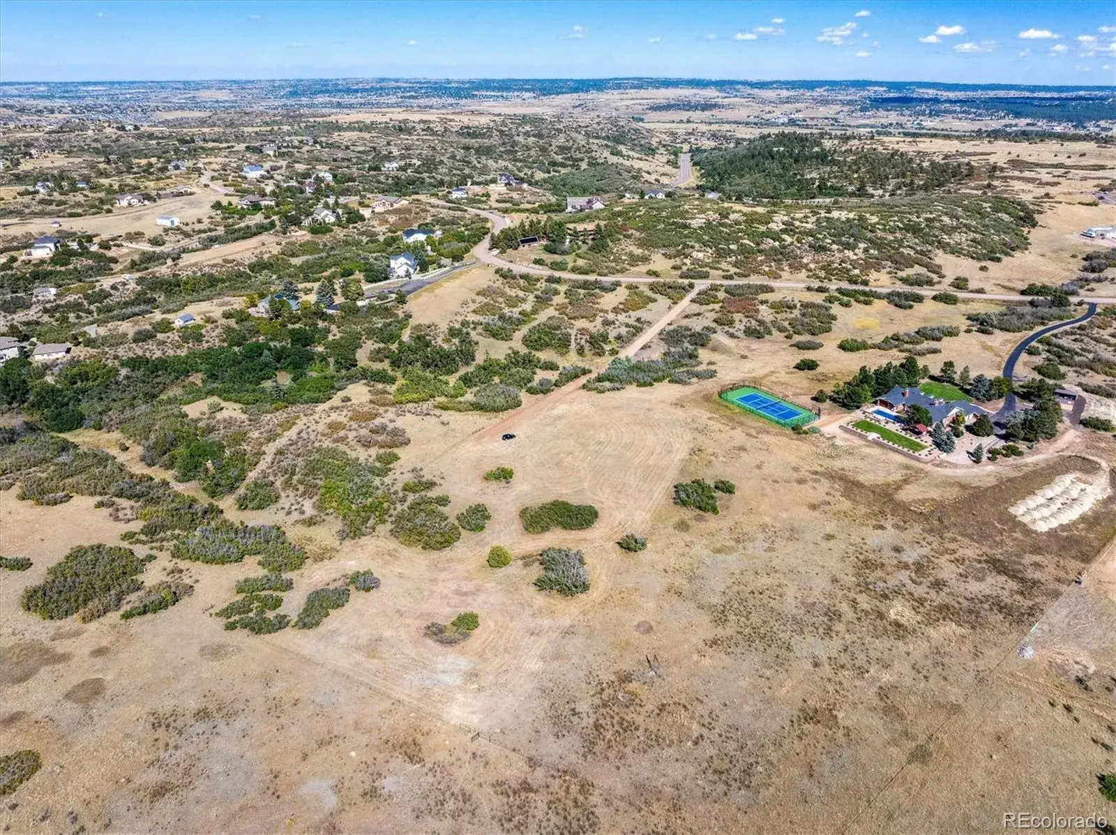 1725 N Rocky View Road Castle Rock CO 80108 | MLS #REC5148496 09272025022800 1600 9