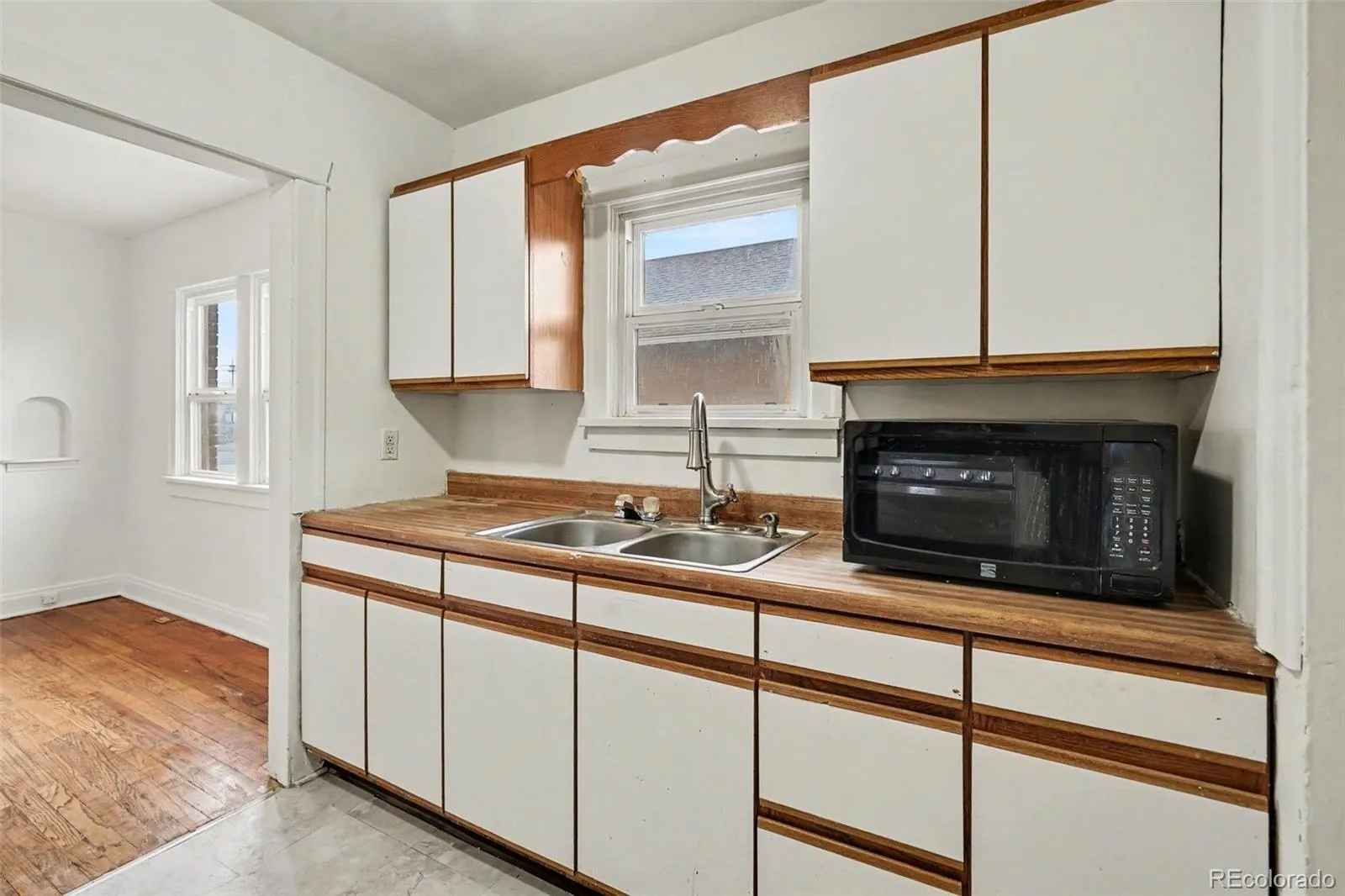 1237 S Bannock Street Denver CO 80223 MLS #REC5149507 05202026194844 1600 6