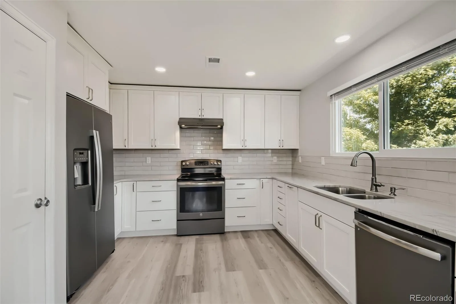 7850 Patricia Drive Denver CO 80229 | MLS #REC5149968 08152026013518 1600 10