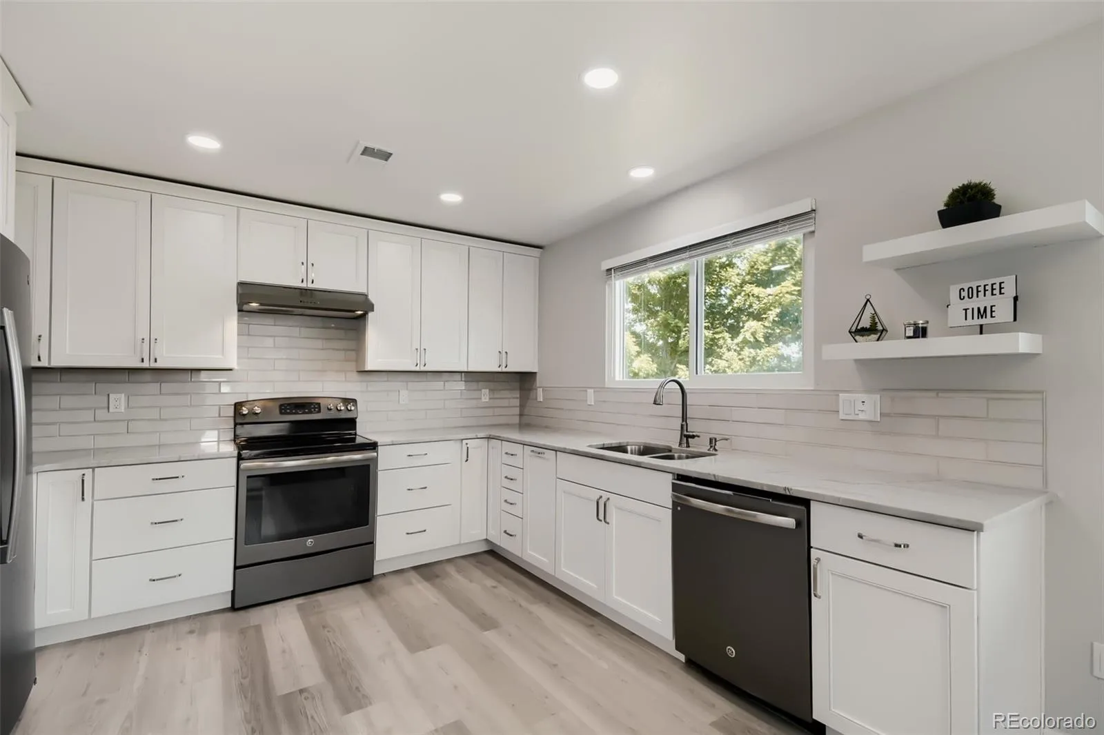 7850 Patricia Drive Denver CO 80229 | MLS #REC5149968 08152026013518 1600 11