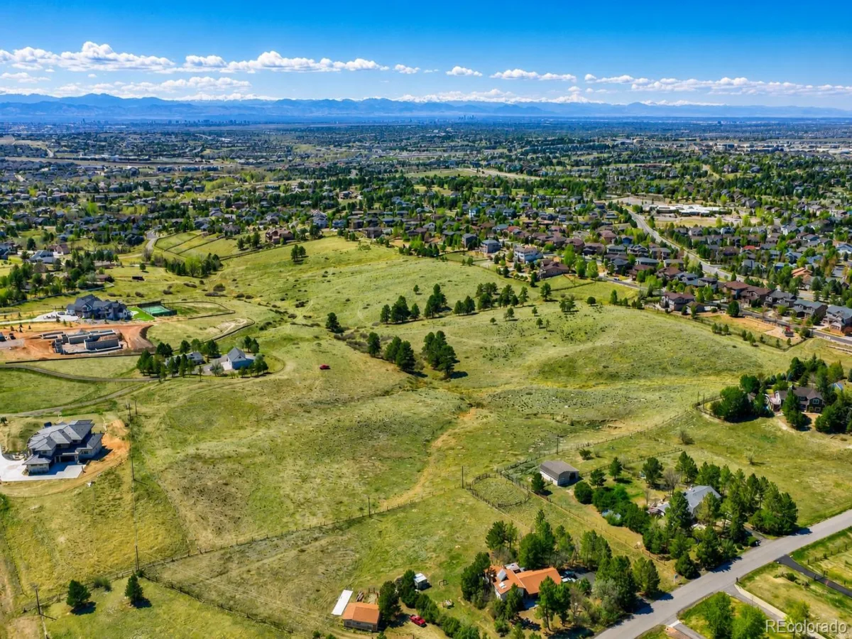 1 Forest Rim Aurora CO 80016 | MLS #REC5154614 06162026215613 1200 4