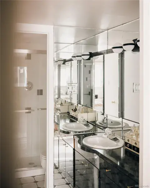 03042026004016 800 15