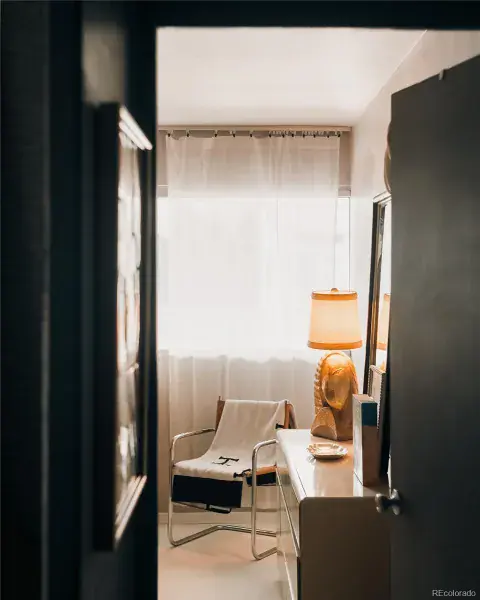 03042026004016 800 17