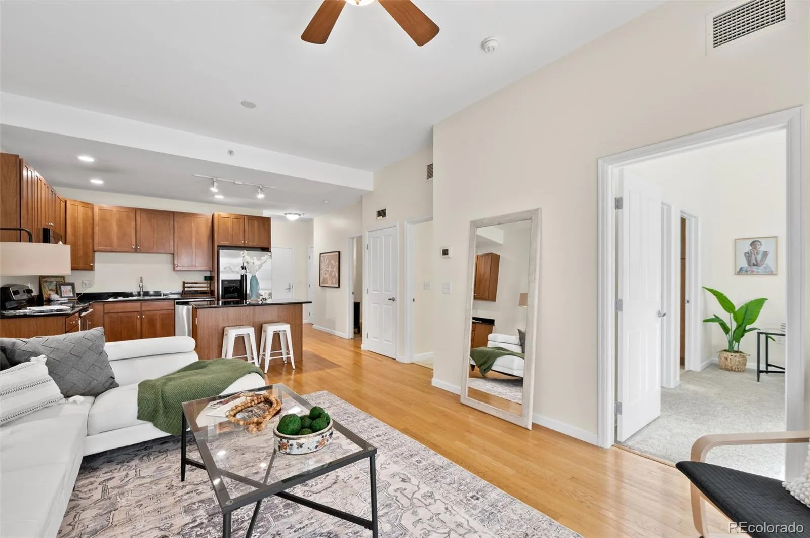 04072026150905 1600 11